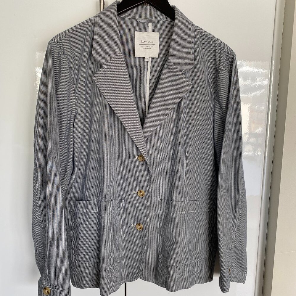 PART TWO Classic blue & white thin stripe blazer EU 44 UK 18 Summer Casual